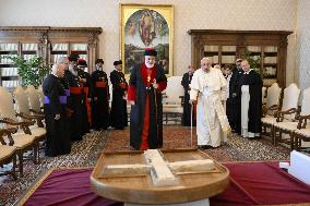 Pope Francis and Assyrian Patriarch Mar Awa III Meet - Vatican