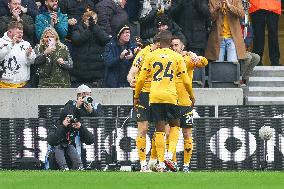 Wolverhampton Wanderers FC v Southampton FC - Premier League