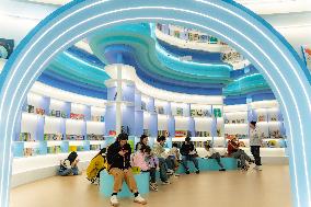 Wuzhou Bookstore in Chongqing