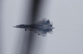 Russia's Su-57 Stealth Fighter Jet Performs over Zhuhai airport