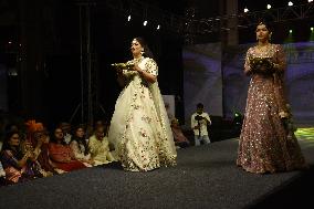 India -Traditional Dress Fashion Show