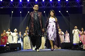 India -Traditional Dress Fashion Show