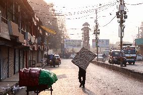 Daily Life In Kashmir