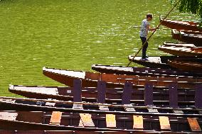 Annual Punting Boat Trips On The Neckar River In Tübingen Are Available From May To September