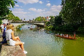 Annual Punting Boat Trips On The Neckar River In Tübingen Are Available From May To September