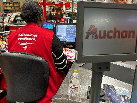 Auchan Anounces Social Plan With 2389 Layoffs - France