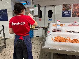 Auchan Anounces Social Plan With 2389 Layoffs - France