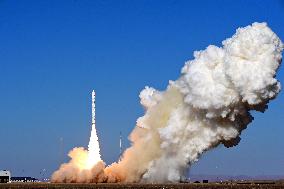 China Launches Lijian-1 Y5 Rocket