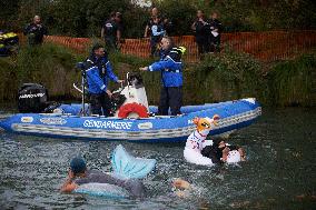 Toulouse: 'Ecureuils' Try To Slown Down The LGV Project On He Canal Du Lidi