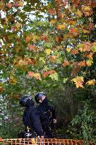 Toulouse: 'Ecureuils' Try To Slown Down The LGV Project On He Canal Du Lidi