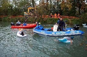 Toulouse: 'Ecureuils' Try To Slown Down The LGV Project On He Canal Du Lidi