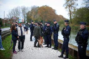 Toulouse: 'Ecureuils' Try To Slown Down The LGV Project On He Canal Du Lidi