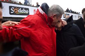 Bruno Retailleau and Philippe de Villiers at Vendée Globe departure -  Les Sables-d'Olonne