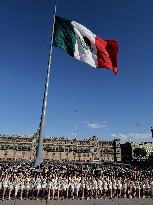 Guinness Record For Mariachis And Miss Universes At The Zócalo In Mexico City