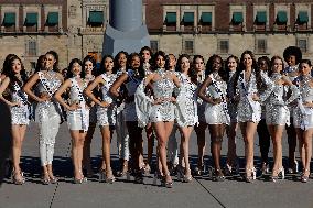 Guinness Record For Mariachis And Miss Universes At The Zócalo In Mexico City