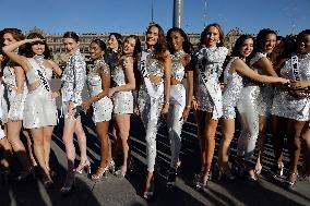 Guinness Record For Mariachis And Miss Universes At The Zócalo In Mexico City