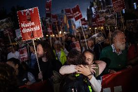 Thousands Protest Over Handling Of Flood Disaster - Valencia