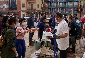 Floods Cleanup Efforts Continue - Spain