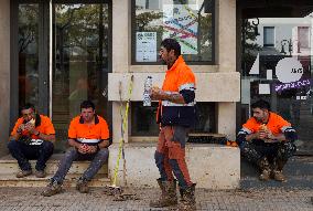 Floods Cleanup Efforts Continue - Spain