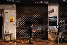 Floods Cleanup Efforts Continue - Spain