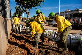 Floods Cleanup Efforts Continue - Spain