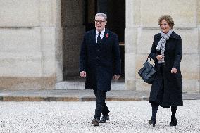 Emmanuel Macron meets Keir Starmer at the Elysee Palace - Paris