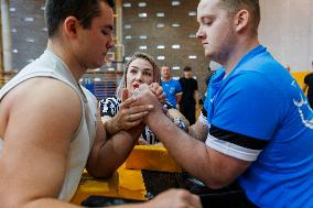 Estonian Arm Wrestling