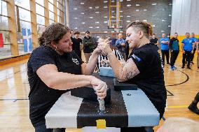 Estonian Arm Wrestling