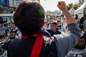 100 Cargo Union Members Shave Heads In Protest To Demand Legislation For Safe Freight Rates