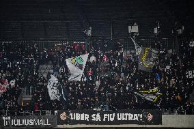 Universitatea Cluj v FCSB - Romanian Superliga