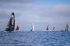 Charlie Dalin leader of the Vendee Globe after one day