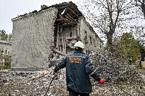 Aftermath of overnight Russian air strike in Zaporizhzhia