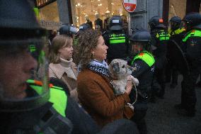 Dozens Detained After Protesters Defy Ban - Amsterdam