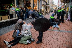 Dozens Detained After Protesters Defy Ban - Amsterdam