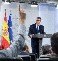 Sanchez Announces Relief Measures After Floods - Madrid