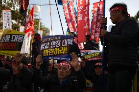 Hundreds Of Farmers Rally In Yeouido Demanding Agricultural Reform