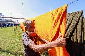 Bangladeshi Dyeing Workers – Dhaka