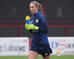 West Ham United Women and Leicester City Women - Barclays FA Women's Spuer League