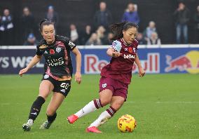 West Ham United Women and Leicester City Women - Barclays FA Women's Spuer League