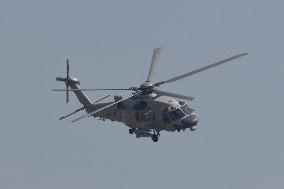 Z-20 Perform at Air Show in Zhuhai