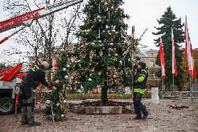 First Christmas Decorations In Poland