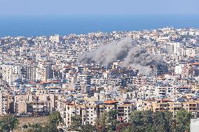 Israel Pounds Beirut Suburbs With Heavy Daytime Airstrikes