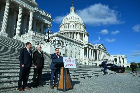 Congress Returns To Capitol Hill After Election Recess - Washington