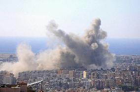 Israel Pounds Beirut Suburbs - Lebanon