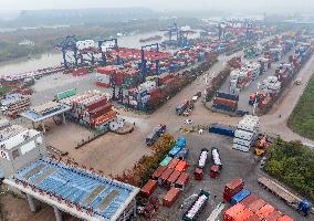 Beijing-Hangzhou Grand Canal Port Logistics Group in Huai 'an