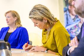 Queen Maxima At Healthcare Institution Ipse De Bruggen - Netherlands