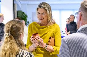 Queen Maxima At Healthcare Institution Ipse De Bruggen - Netherlands