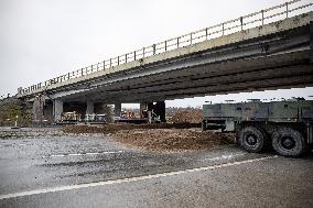 Preparations for the demolition of the Kanama Viaduct