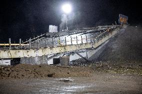 Demolition of the Kanama Viaduct