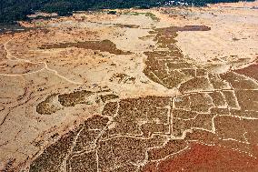 Qingshitan Reservoir Dry Remains Scenery in Guilin